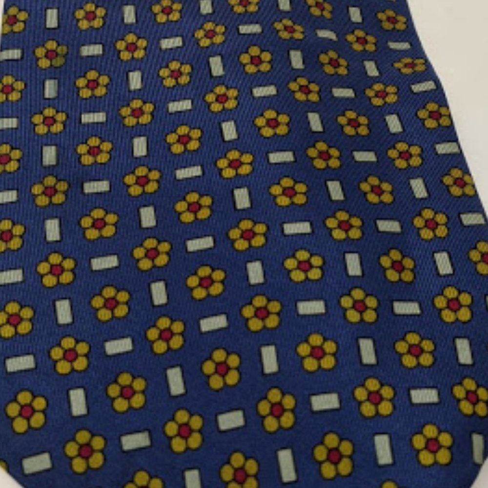 Vintage silk tie - blocked and made in England
